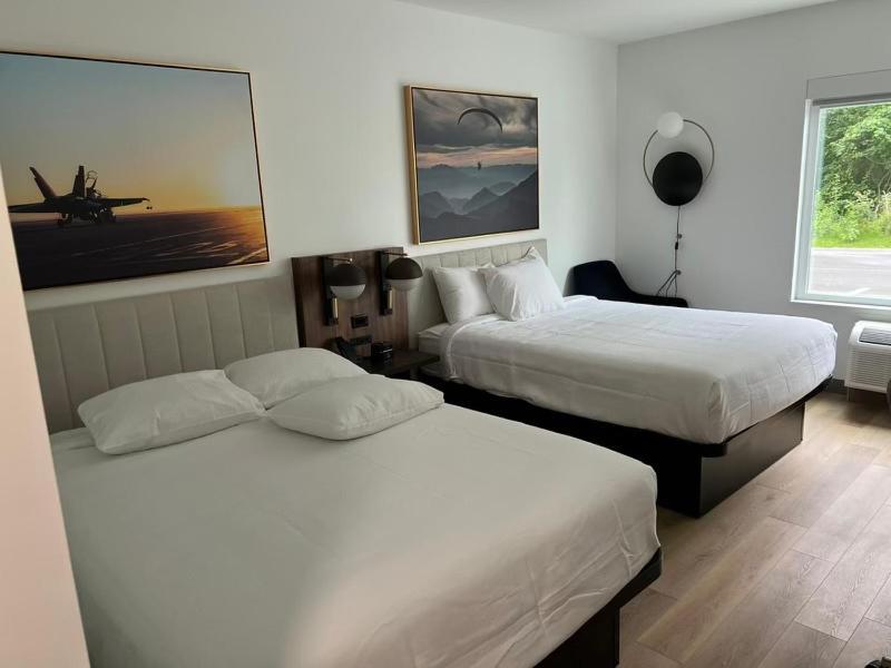 La Quinta Inn & Suites By Wyndham Manchester - Arnold Afb Exteriér fotografie